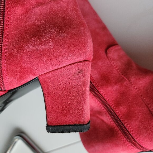 YSL Vibrant Pink Knee-High Suede Boots – US 7.5 - Picture 13 of 15